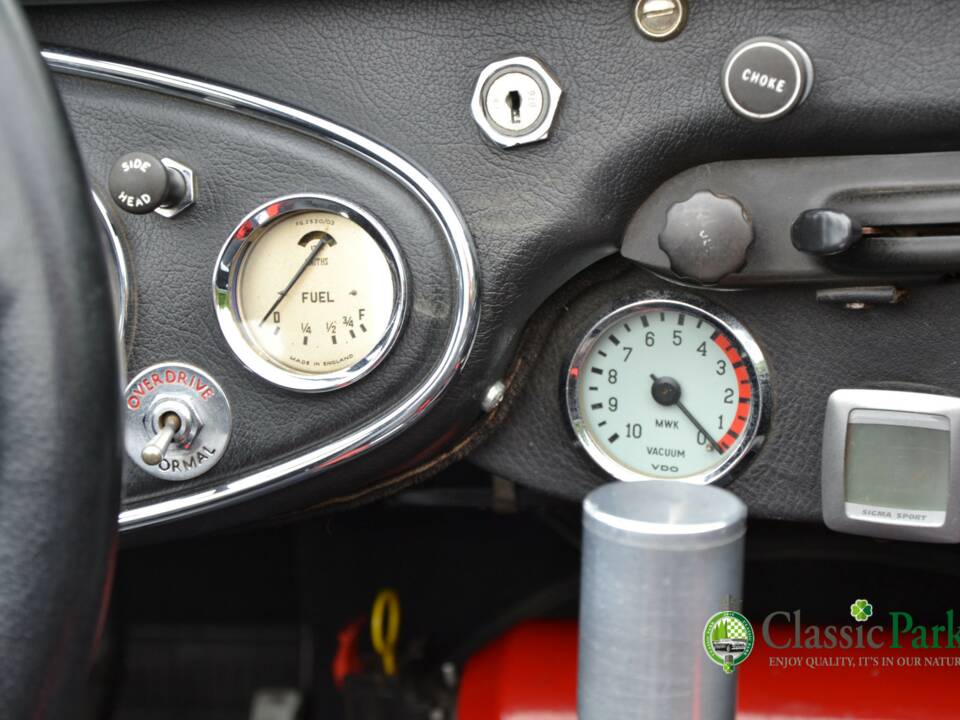 Image 37/50 of Austin-Healey 3000 Mk II (BJ7) (1962)