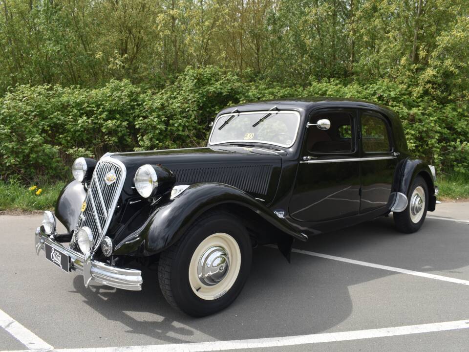 Image 6/57 de Citroën Traction Avant 15/6 (1950)