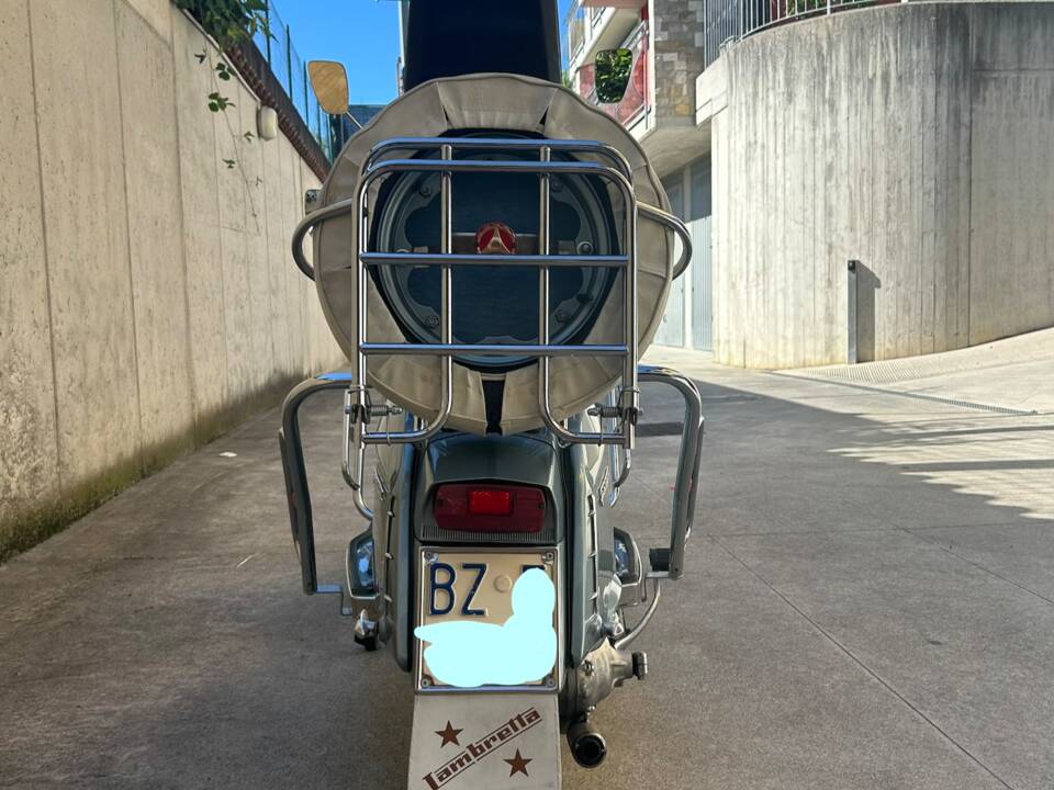Immagine 7/19 di Innocenti Lambretta Li Special 125 (1969)