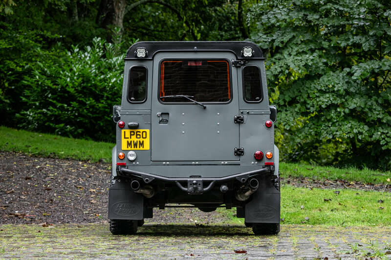 Image 7/50 de Land Rover Defender 110 Works V8 (2011)