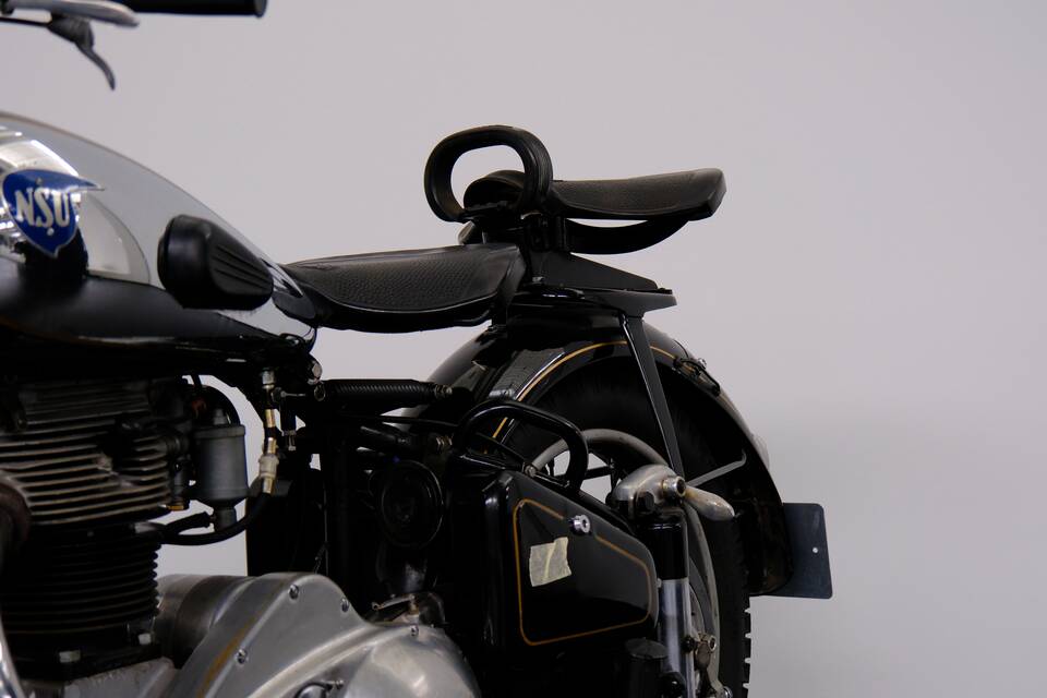 Image 33/80 of NSU Konsul II 501 OS-T (1952)