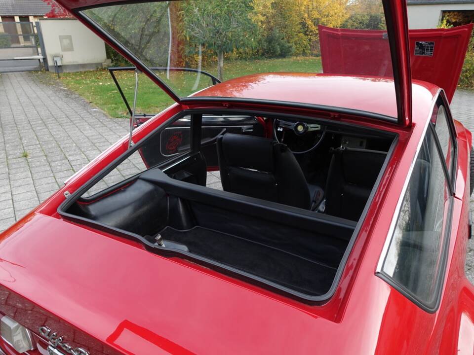Bild 10/53 von Alfa Romeo Junior Zagato GT 1300 (1971)