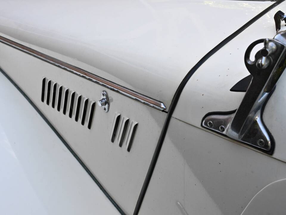Image 35/50 of MG TF 1500 (1954)