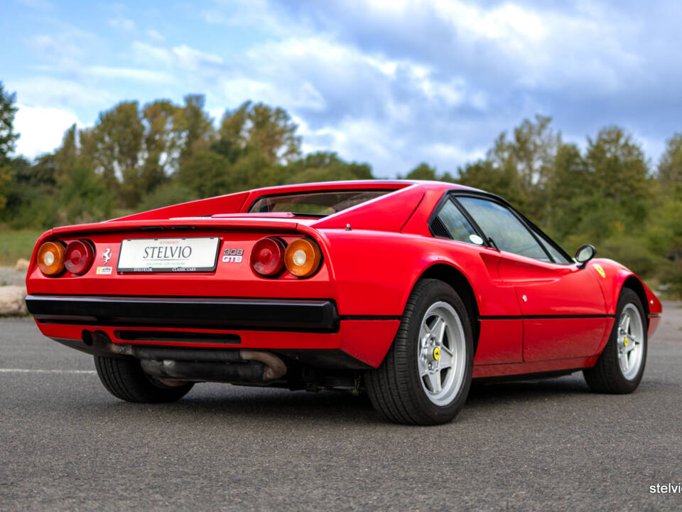 Image 19/65 of Ferrari 308 GTB (1978)