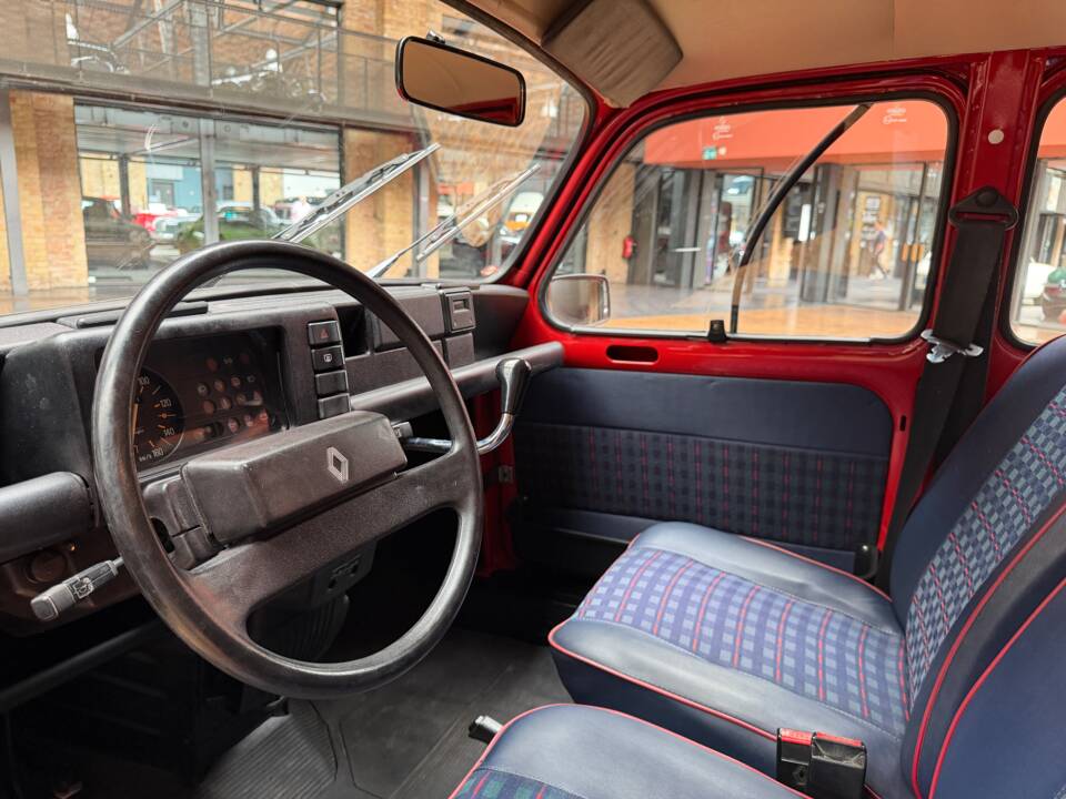 Bild 17/40 von Renault R 4 GTL (1990)