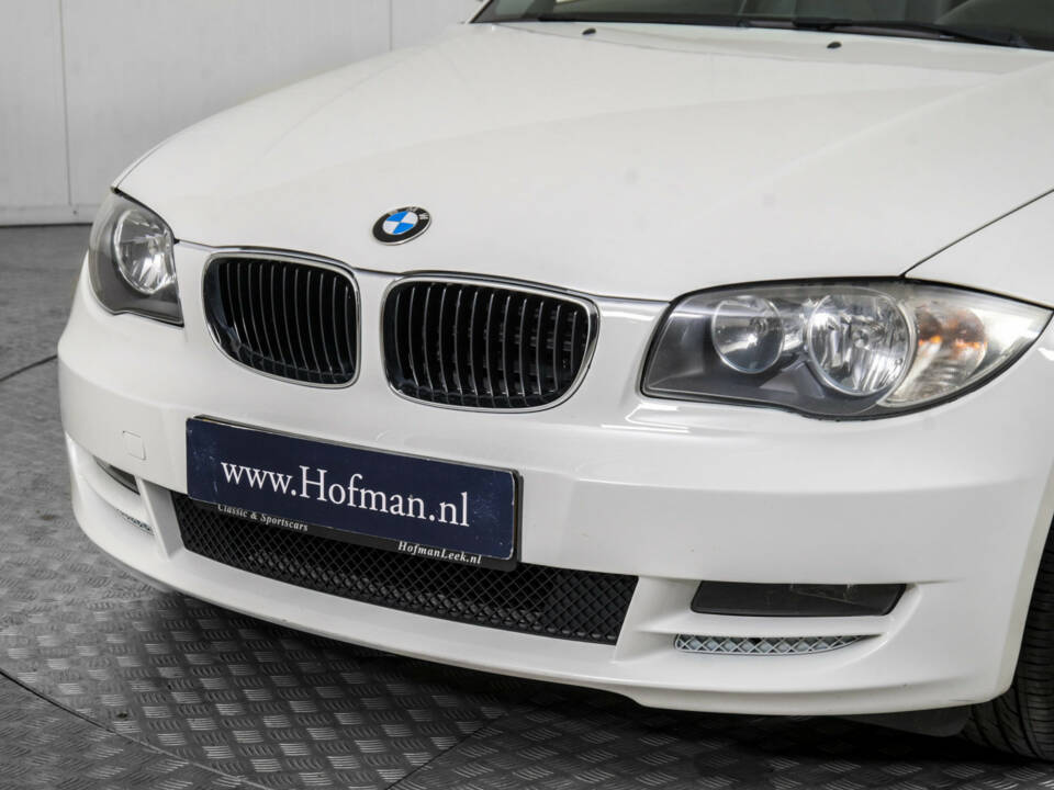 Bild 15/50 von BMW 118i (2008)