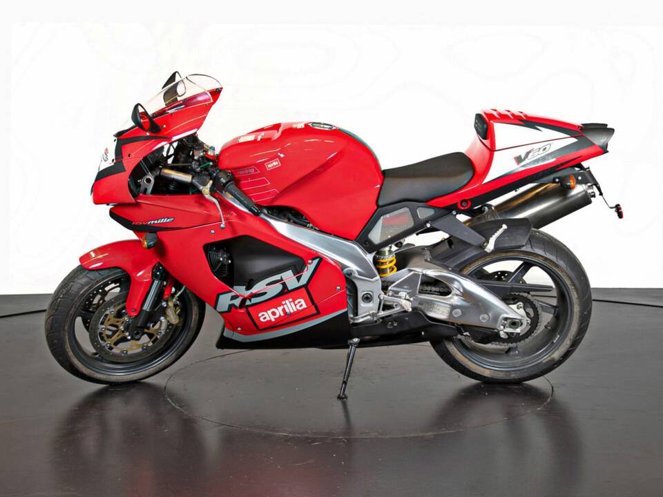 Immagine 22/22 di Aprilia RSV 1000 R (2000)