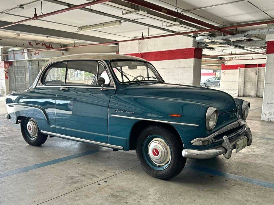 Bild 39/50 von SIMCA Aronde 1300 (1957)