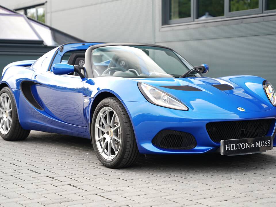 Bild 22/50 von Lotus Elise Sport 220 (2020)