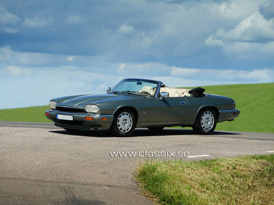 Afbeelding 11/22 van Jaguar XJS 4.0 Celebration (1996)