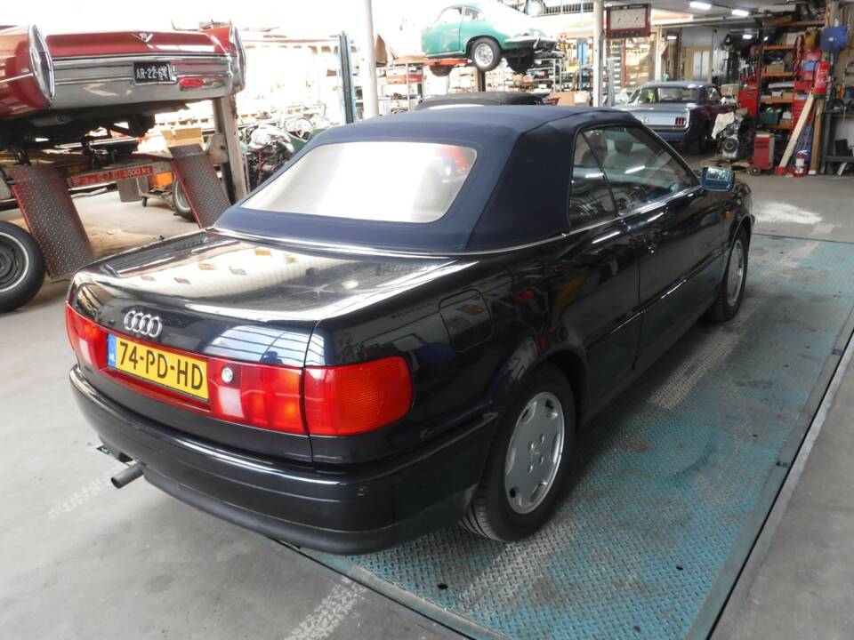 Bild 4/47 von Audi Cabriolet 2.0 E (1995)