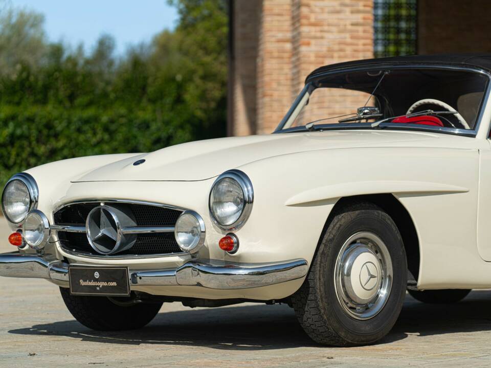 Image 36/50 de Mercedes-Benz 190 SL (1959)