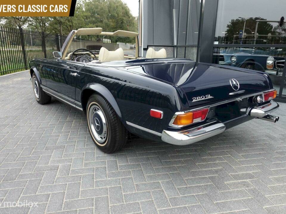 Image 3/11 of Mercedes-Benz 280 SL (1971)