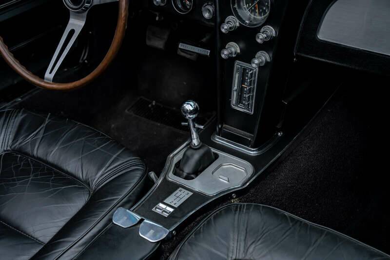 Image 22/50 of Chevrolet Corvette Sting Ray Convertible (1965)