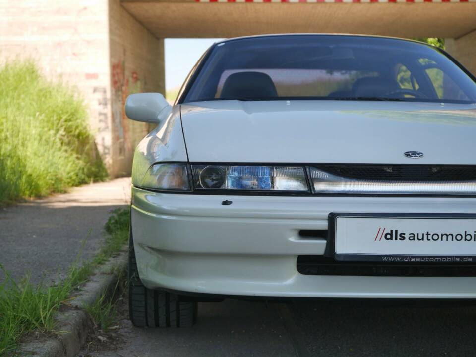 Image 17/50 de Subaru SVX 4WD (1900)
