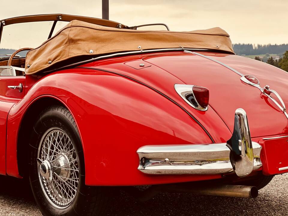 Immagine 6/11 di Jaguar XK 140 SE DHC (1957)