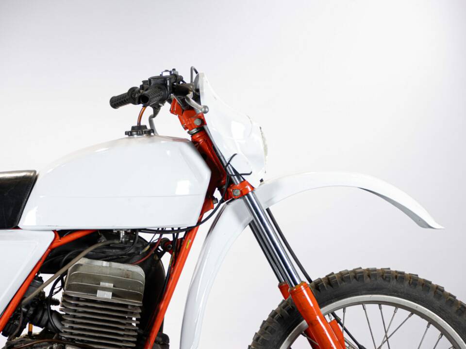 Image 32/47 of KTM 250 MC/GS (1978)
