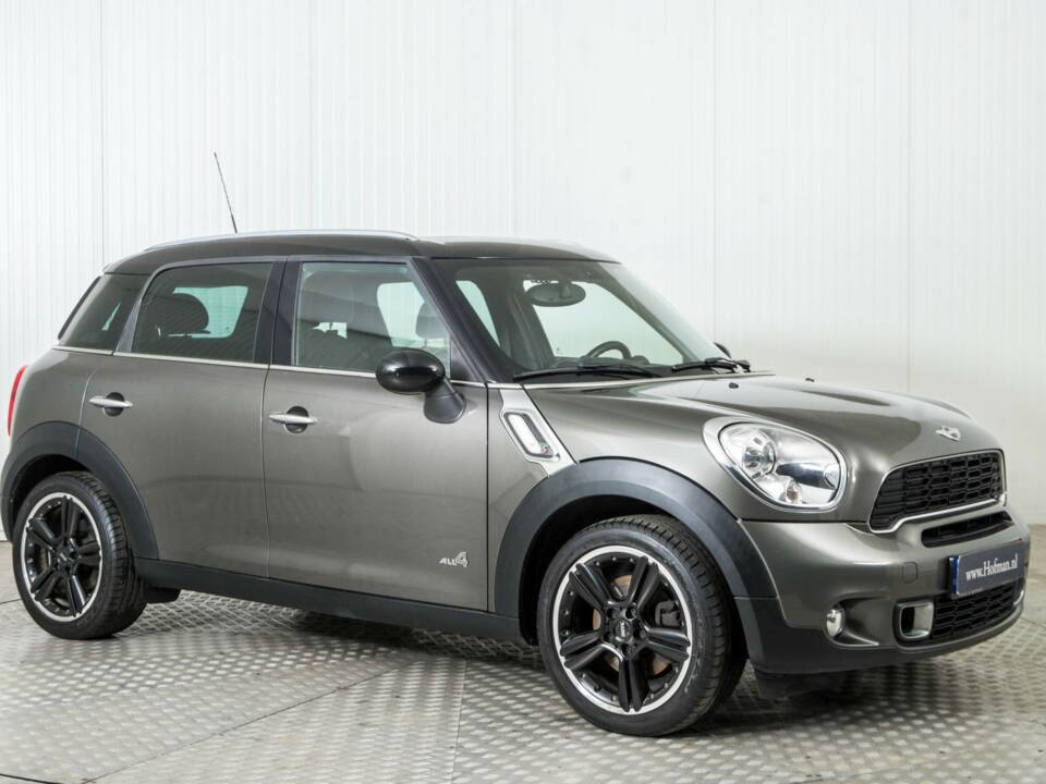 Immagine 5/50 di Mini Cooper S Countryman ALL4 (2010)