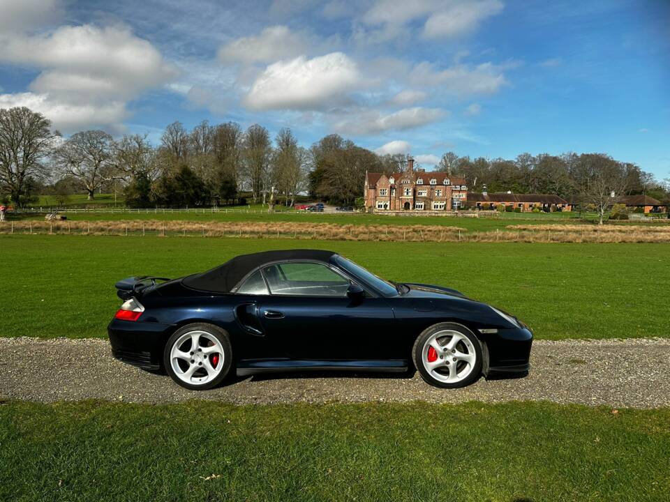 Bild 32/81 von Porsche 911 Turbo (2004)