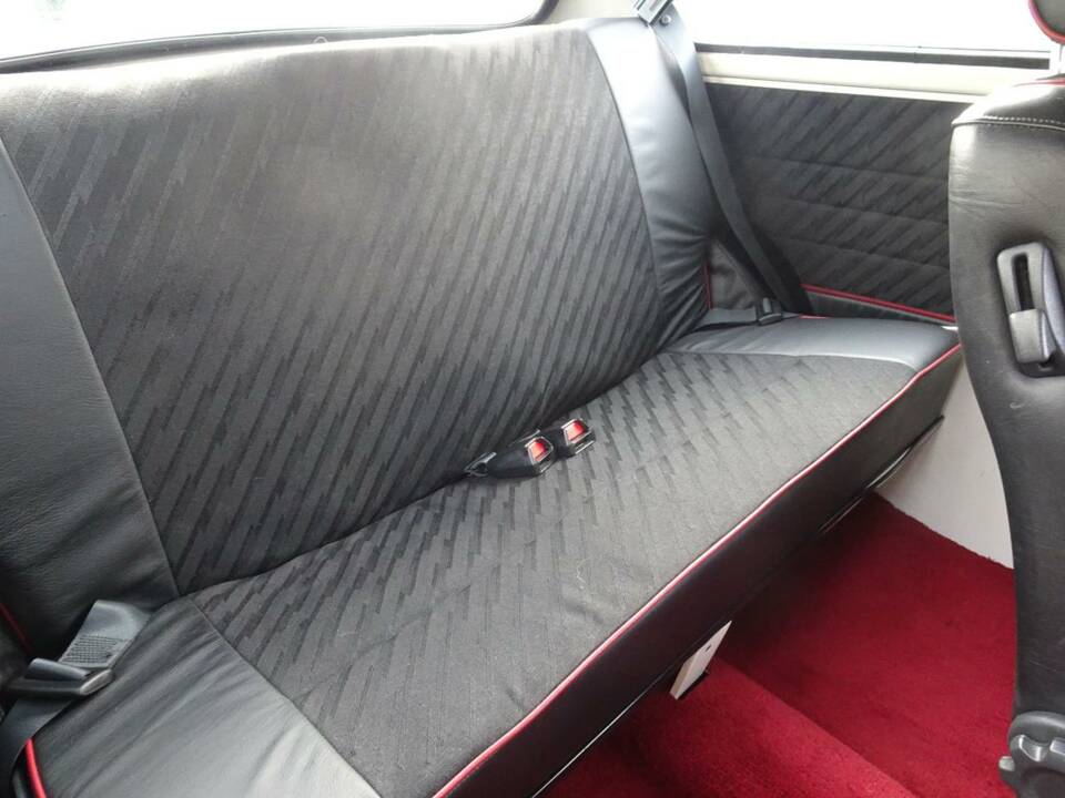 Immagine 43/43 di Mini Cooper 1,3i (1995)