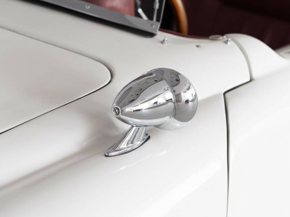 Image 18/40 of Mercedes-Benz 190 SL (1955)