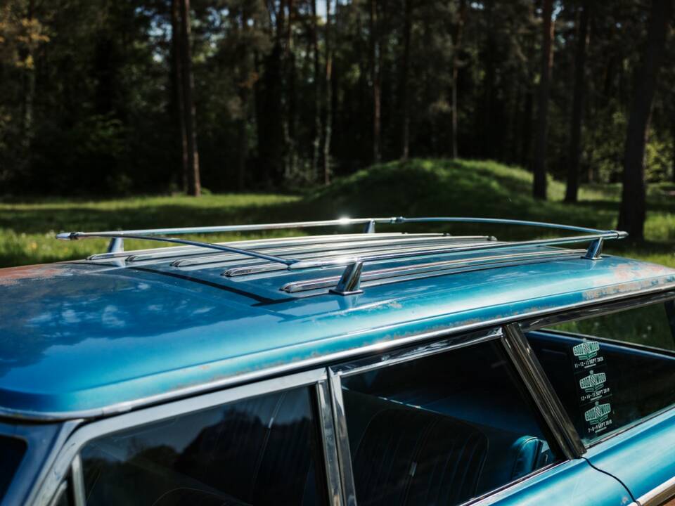 Immagine 9/20 di Ford Country Squire Station Wagon (1964)