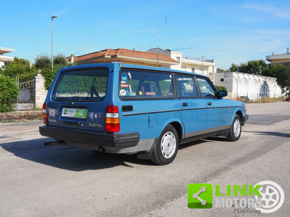 Immagine 2/10 di Volvo 240 Kombi (1988)