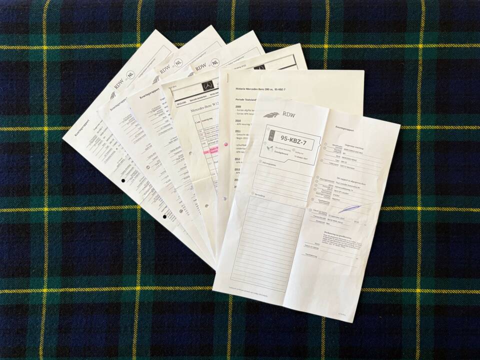 Afbeelding 19/35 van Mercedes-Benz 280 CE (1983)