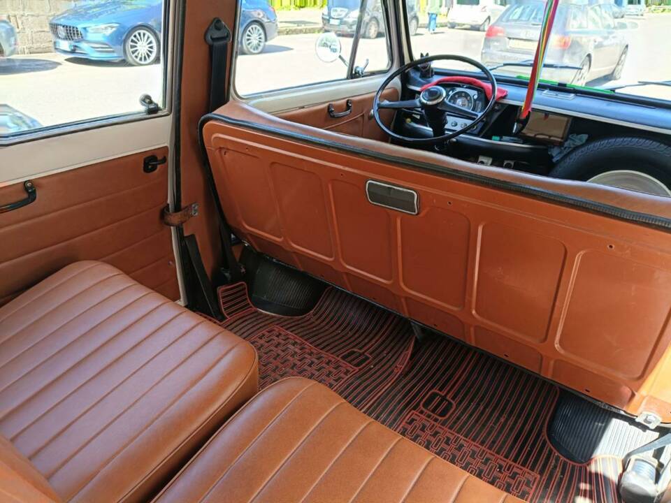 Image 32/50 of FIAT 850 Familiare (1972)