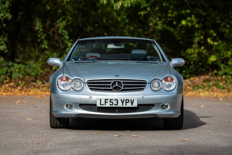 Image 6/50 of Mercedes-Benz SL 500 (2003)