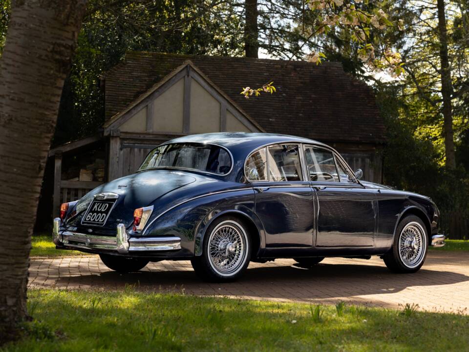 Image 49/50 de Jaguar Mk II 3.8 (1966)