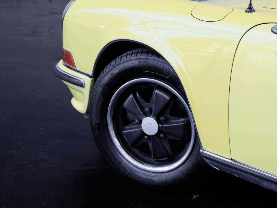 Bild 44/49 von Porsche 911 2.2 T (1971)