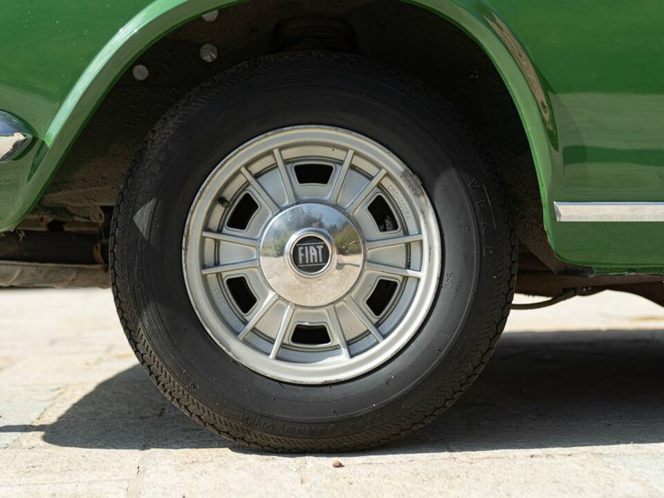 Image 15/50 of FIAT 124 Sport Coupe (1969)