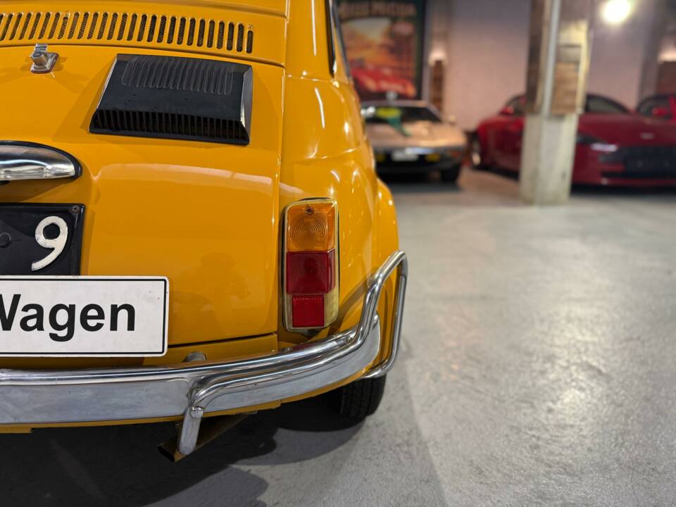 Image 41/76 de FIAT 500 L (1970)