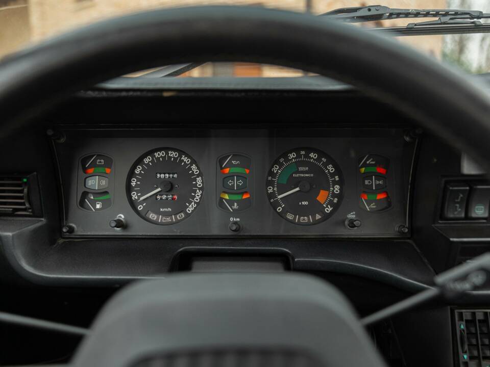 Image 42/50 of Lancia Beta Trevi Volumex VX (1983)