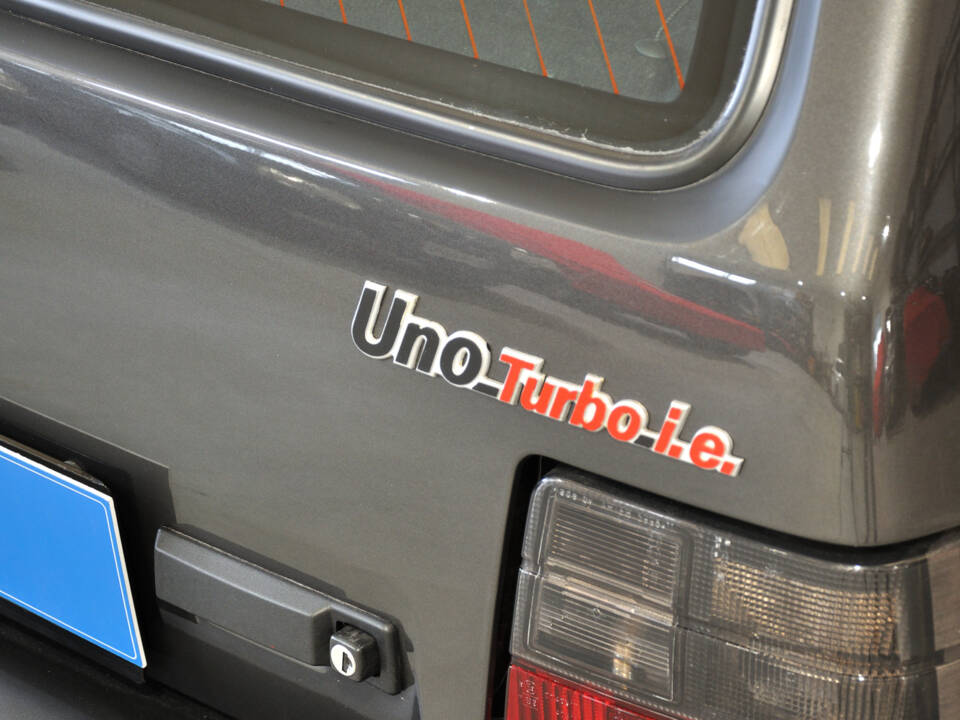 Immagine 45/57 di FIAT Uno Turbo i.e. (1989)