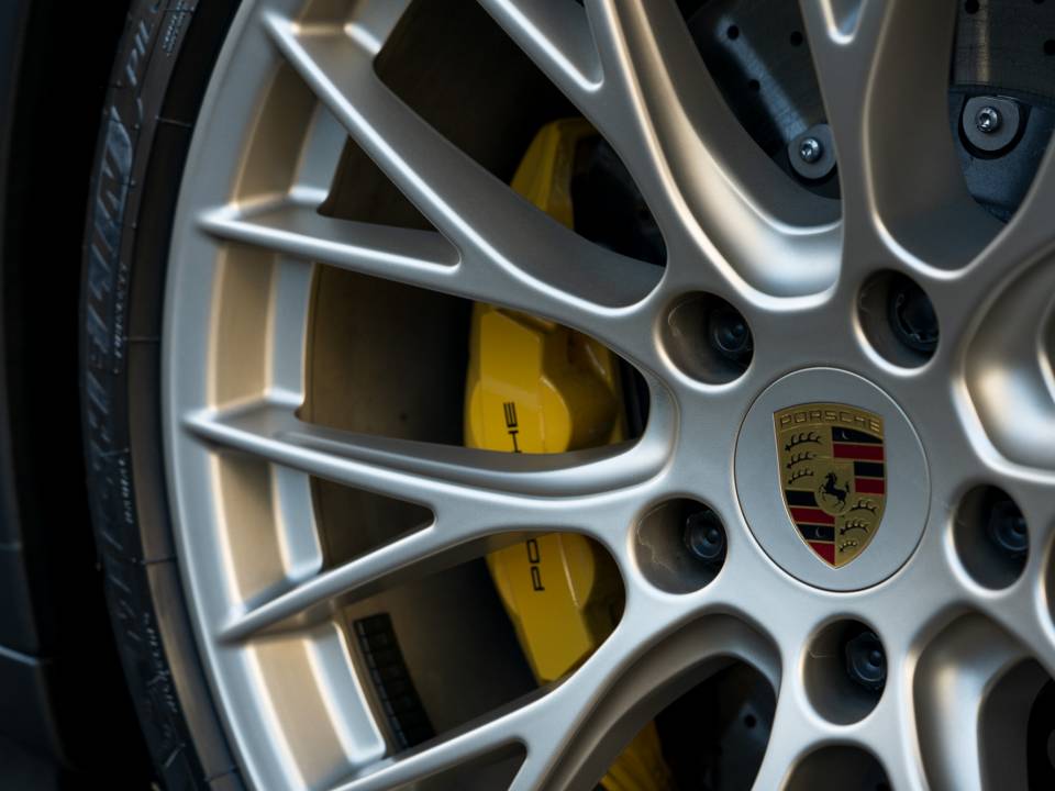 Image 14/15 of Porsche 911 Targa 4S (2019)