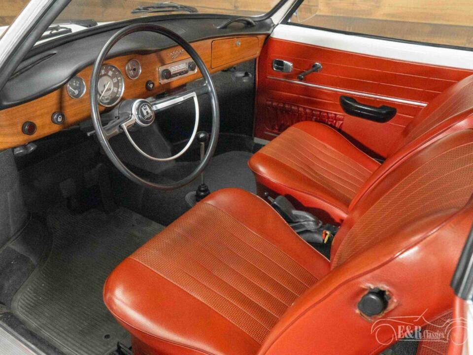 Image 2/29 of Volkswagen Karmann Ghia 1500 (1969)