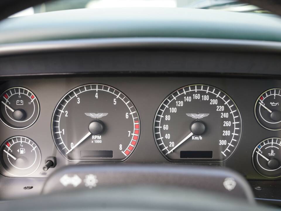 Bild 23/50 von Aston Martin DB 7 Vantage (2001)
