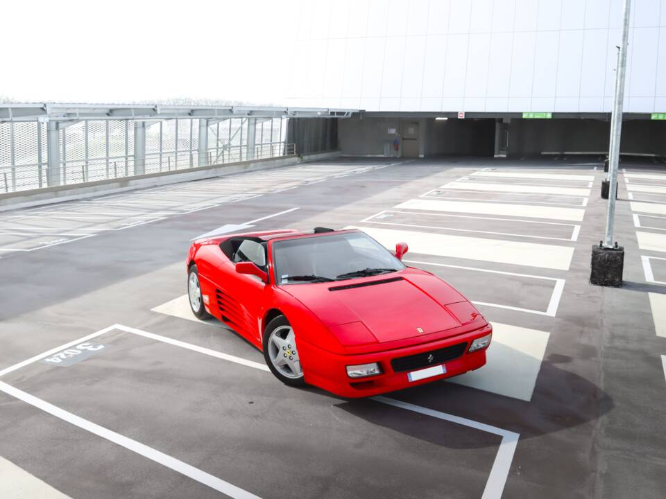 Image 38/43 of Ferrari 348 Spider (1995)