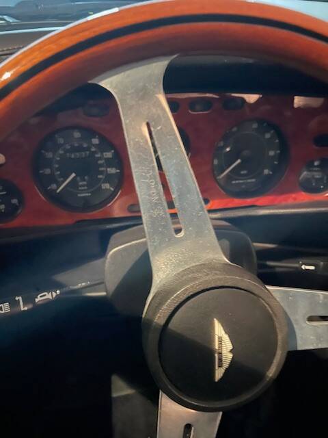 Bild 5/5 von Aston Martin V8 Volante (1982)