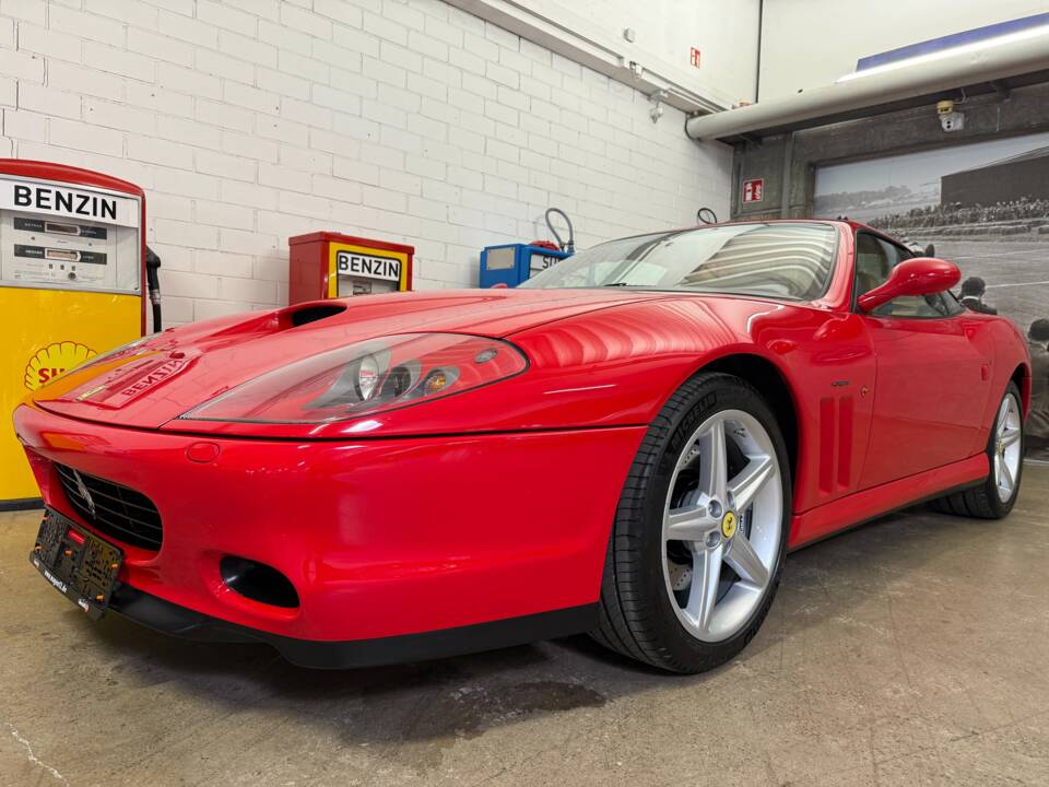 Image 2/17 of Ferrari 575M Maranello (2002)