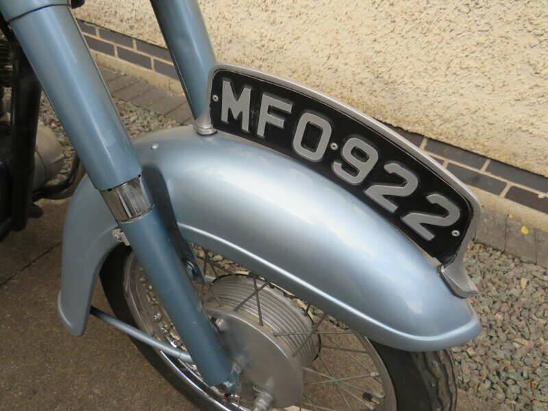 Bild 31/40 von Triumph DUMMY (1960)