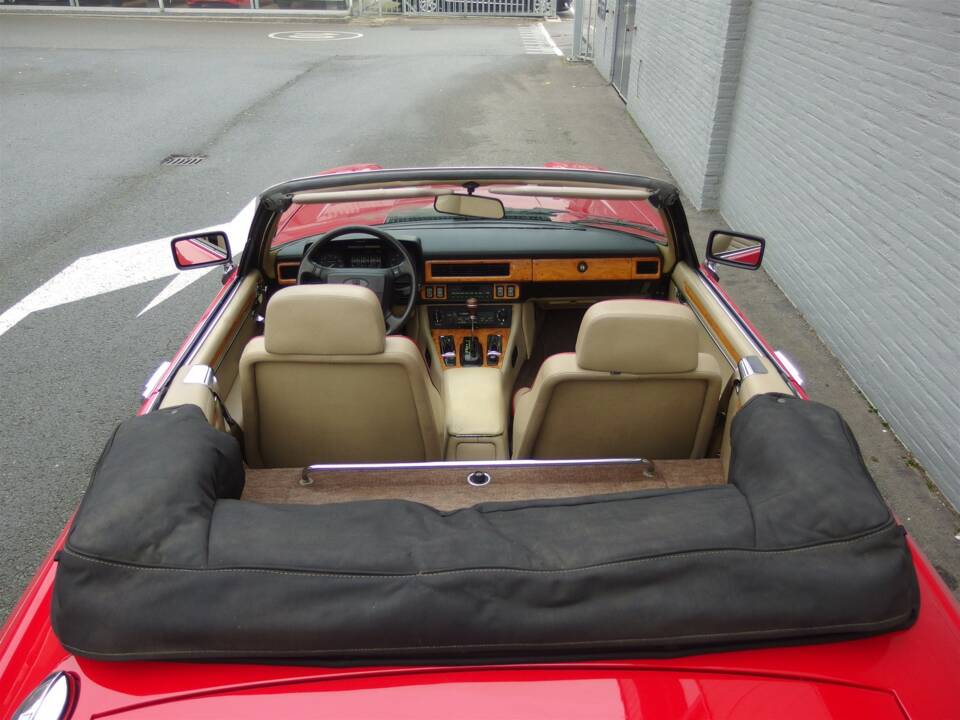 Image 36/99 de Jaguar XJS 5.3 V12 (1990)