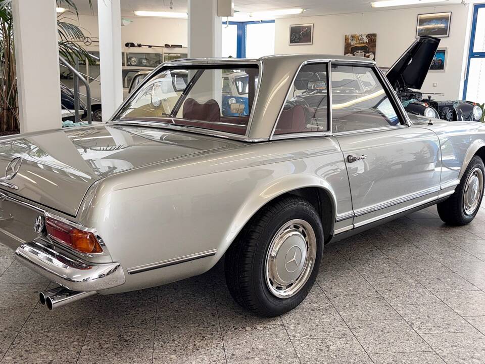 Image 5/24 of Mercedes-Benz 280 SL (1968)