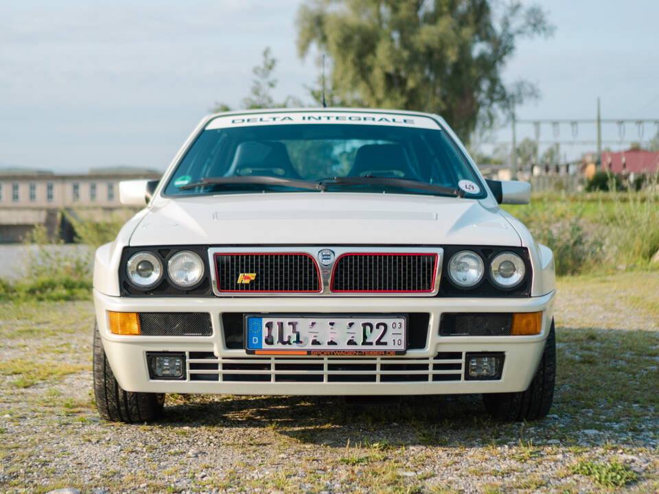 Afbeelding 6/21 van Lancia Delta HF Integrale Evoluzione II &quot;La Perla&quot; (1994)