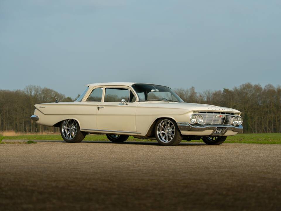 Bild 1/100 von Chevrolet Biscayne (1961)