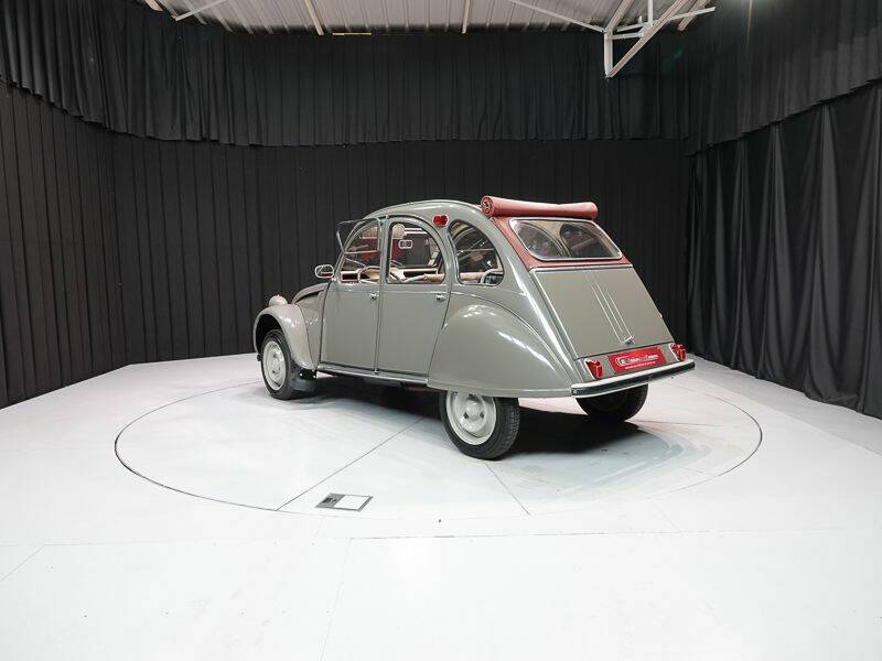 Image 4/15 de Citroën 2 CV  AZ (1966)
