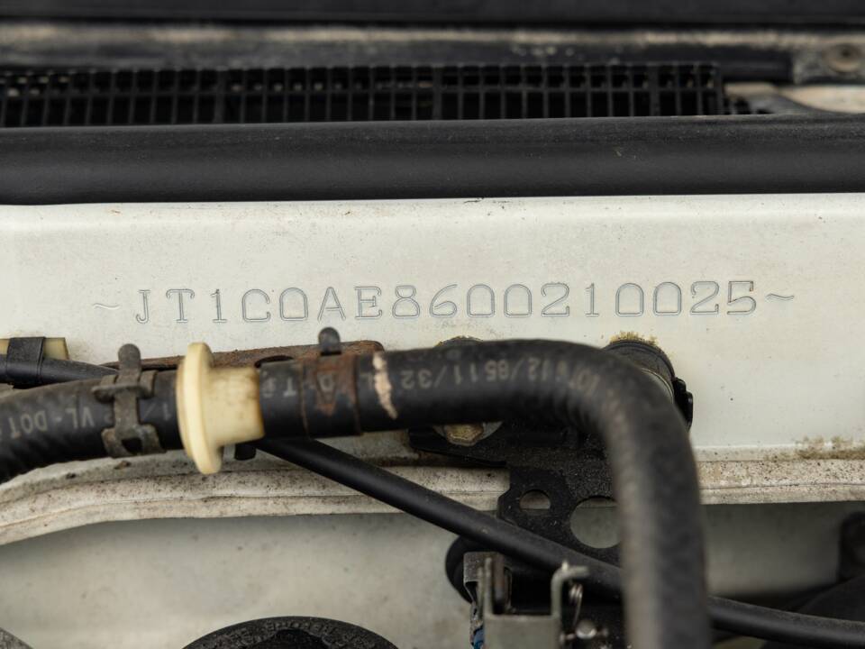 Bild 19/37 von Toyota Corolla GT (1986)