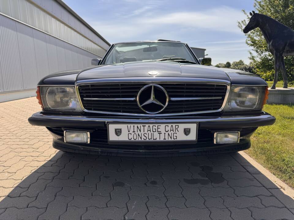 Imagen 32/93 de Mercedes-Benz 300 SL (1988)